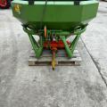 Amazone 1204 Fertiliser spreader