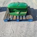 John Deere 900Kg block weight