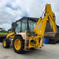 Massey Ferguson 860 wheel digger
