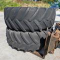 Wheels and tyres 650/65/38