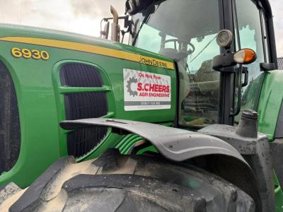 John Deere (HIRE) 6930