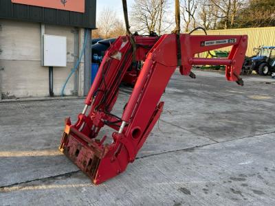 Massey Ferguson 875 loader boom