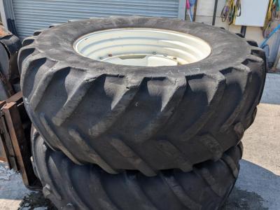 Wheels and tyres 650/65/38