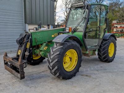 John Deere 3400 telehandler