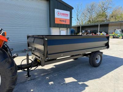 New WINTON 3 ton tipping trailers in black