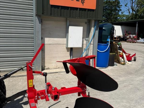 New WINTON Single furrow reversible plough