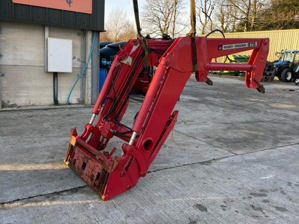 Massey Ferguson 875 loader boom