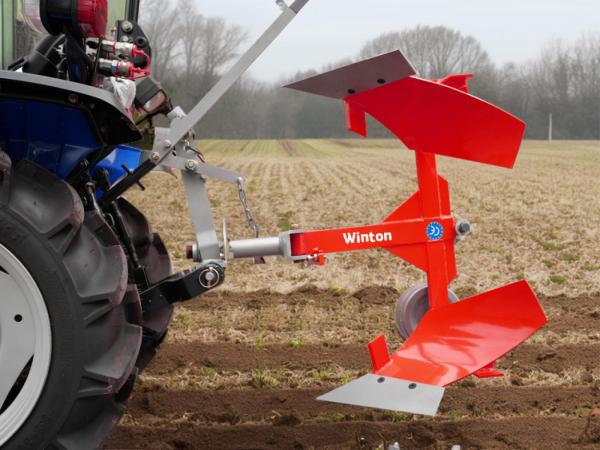 NEW WINTON SINGLE REVERSIBLE FURROW PLOUGH