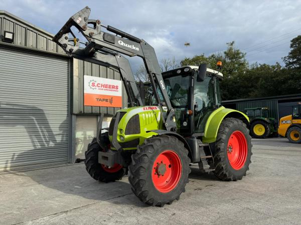 Claas Arion 530
