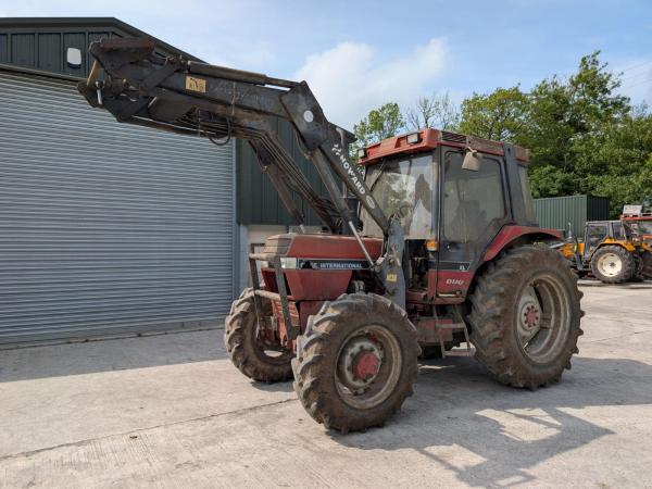 Case international 895XL