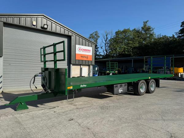 New Bailey 26 FT BALE TRAILER