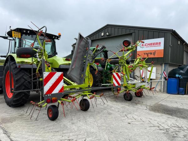 Claas Volto 55 4 star tedder & volto 800 6 star tedder