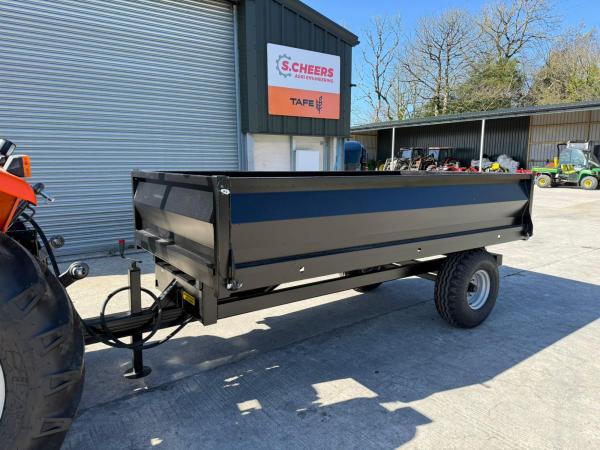 New WINTON 3 ton tipping trailers in black