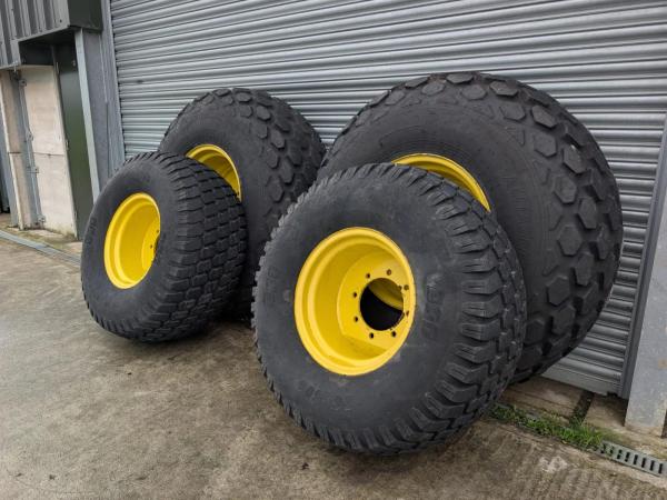 Turf tyres On John Deere rims